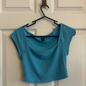 SHEIN Blue Ribbed Crop Top